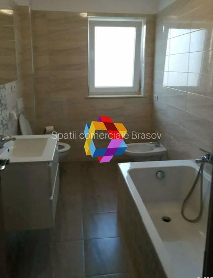 Apartament cu doua camere, zona Tractorul - Coresi, bloc tip vila, 71 mp - 8