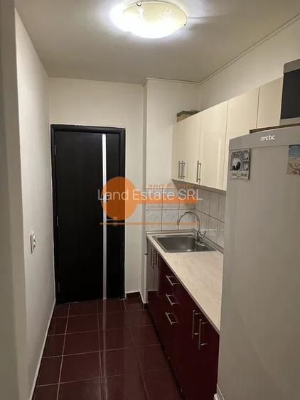 Garsoniera la 4 minute de Tramvai 41(Bloc Mixt) - 5