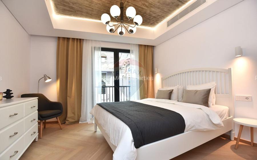 Vanzare Apartament 3 camere imobil 2024 | Piata Universitatii - 6