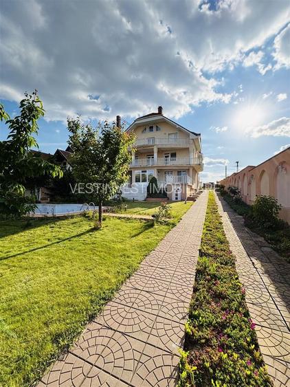 VILA CU 14 CAMERE SI 3405 MP TEREN IN SANMARTIN - 4