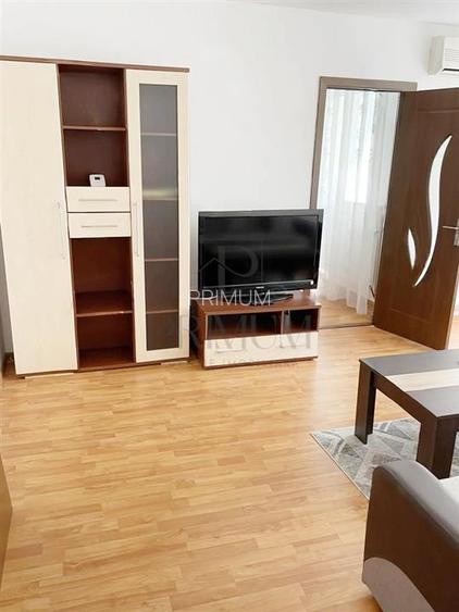 SAGULUI - 3 CAM - CENTRALA PRORPIE - ETAJ 1 - RENOVAT - 2