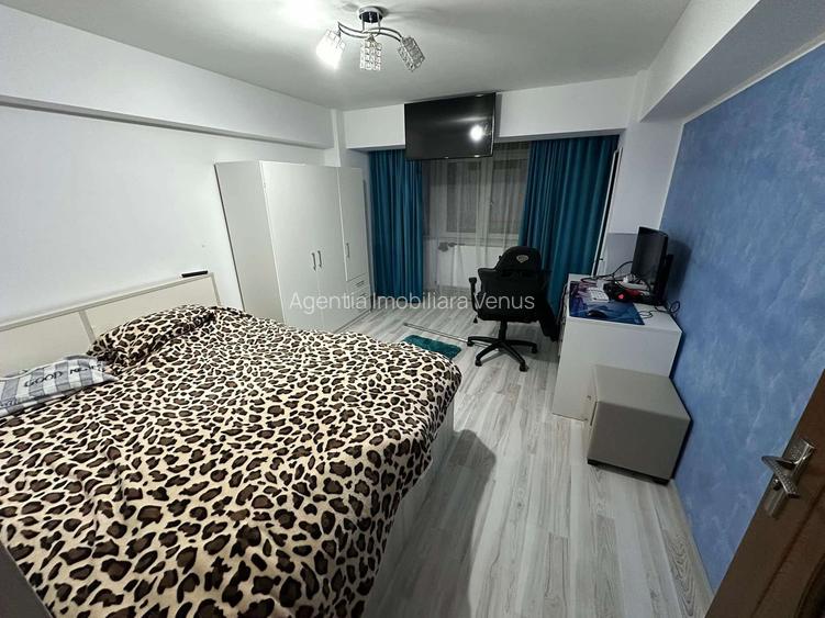 Apartament 4 camere renovat Piata Mare - 3