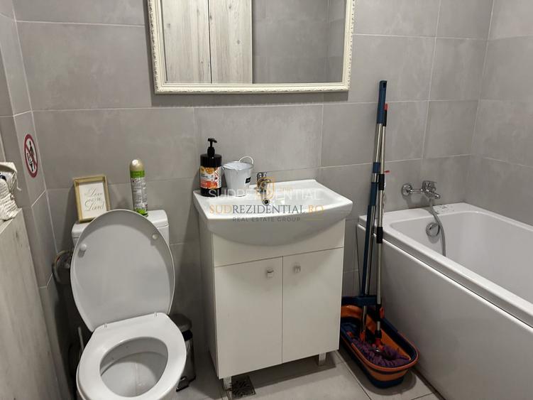 Spatiu comercial de inchiriat, zona Grand Arena Mall, Sector 4 - 8