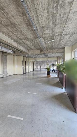 Spatiu comercial de 200mp utili, vitrina pe colt, parcari, Eroilor - 5