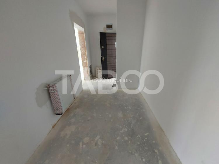 Garsoniera de vanzare decomandata 47 mpu loc de parcare logi Selimbar - 3