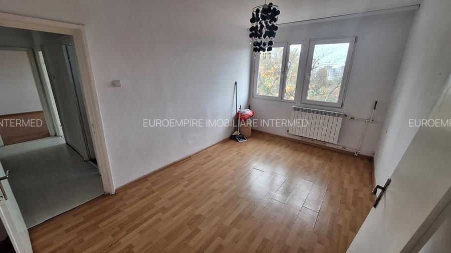 Apartament de vanzare in Constanta, Gara - 2 camere - 5