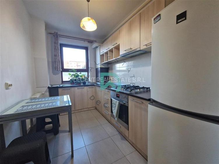 Garsoniera Casa Nobel, loc de parcare si gradina  proprie - 11