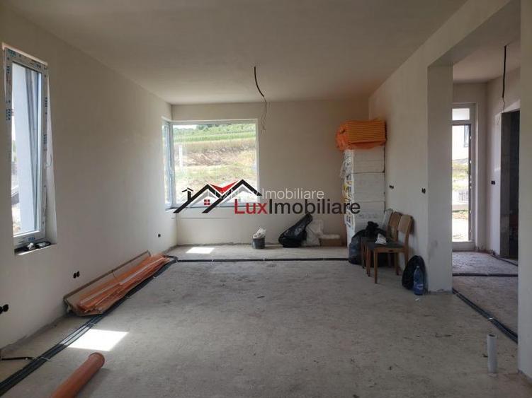 Casa superba semifinisata 120 mp utili + 450 mp teren liber. Zona Corusu. - 4