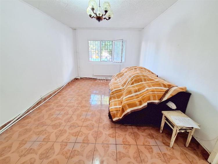 Apartament 3 decomandate, 2 bai, zona Narcisa - 3