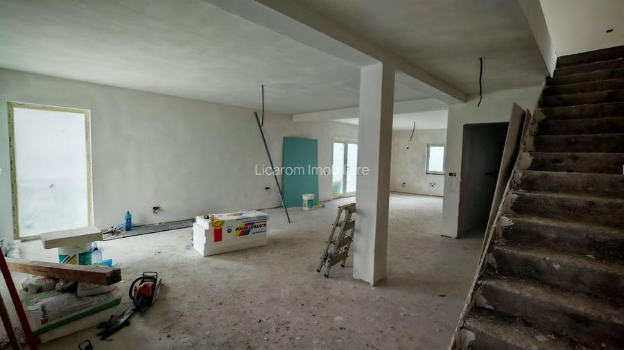 Vila LUX Parter+Etaj(stil mediteranean) in Stupini zona Plugarilor - 23