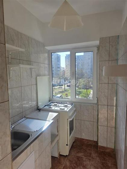 Garsoniera in Ploiesti, zona Marasesti - 4