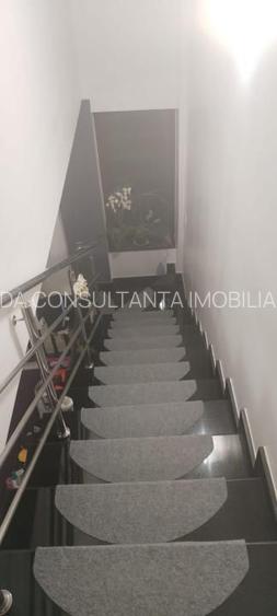 Vila 5 camere cu piscina,teren 618mp,constr.2011,Colentina-Andronache - 9