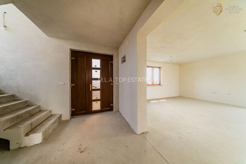 Vilă noua P+M in Sanleani - 4