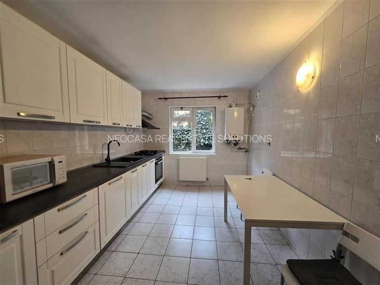 O CASA IN CARE LINISTEA DEVINE PARTE DIN VIATA DE ZI CU ZI - 4