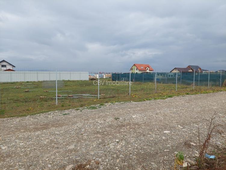 470 mp Teren Intravilan Valea cu Flori - 3
