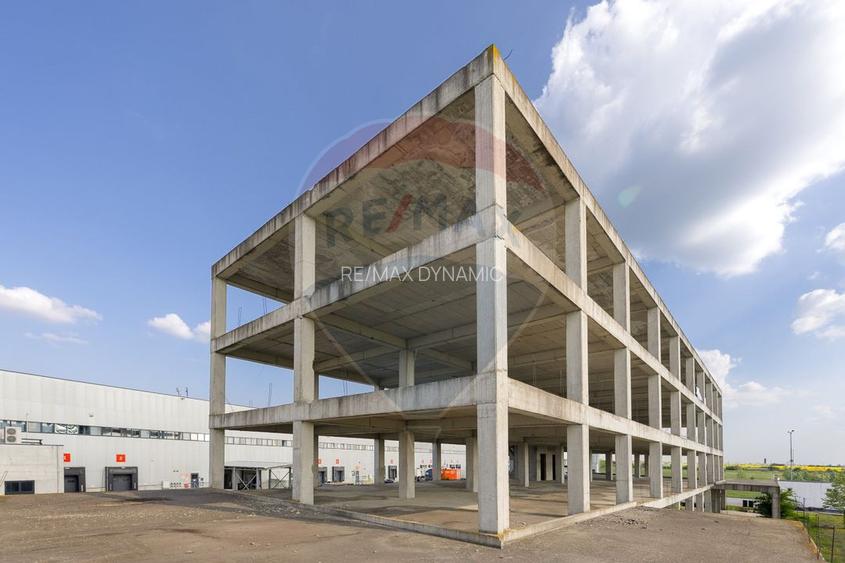 Teren cu construcție de beton, de vânzare, 3754 mp – zona Aradul Nou - 3