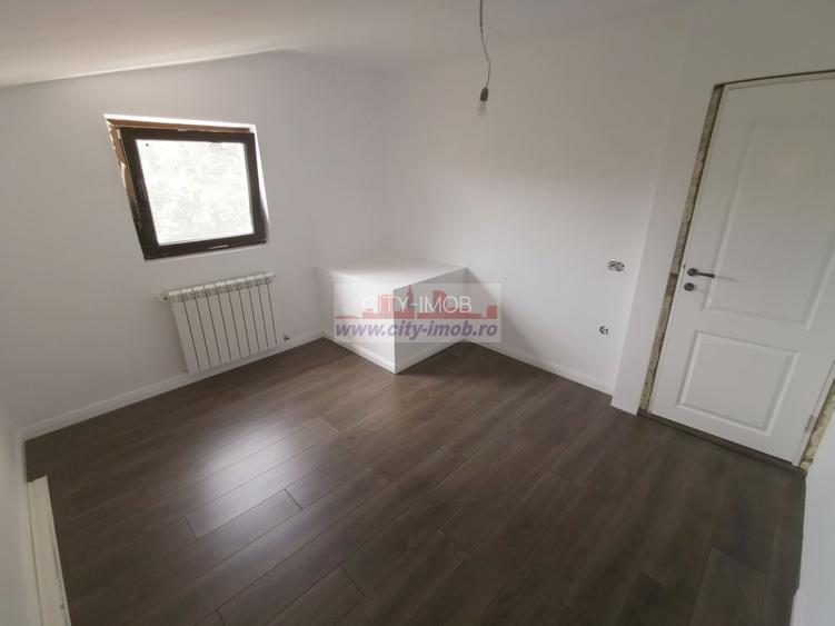 Vanzare Casa Otopeni   D + P + M - 38