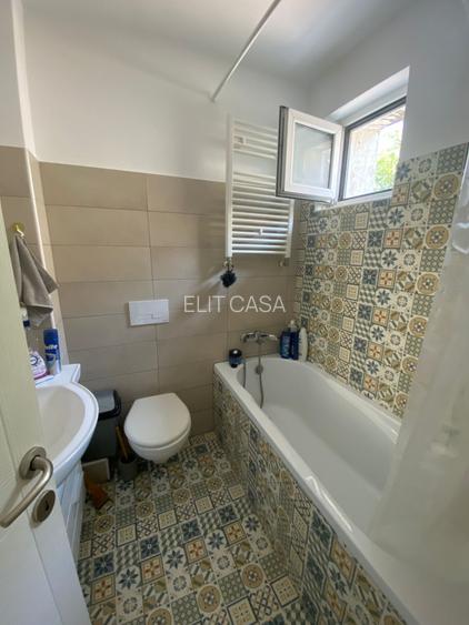 Apartament cu 2 camere, zona Podu Ros - 5