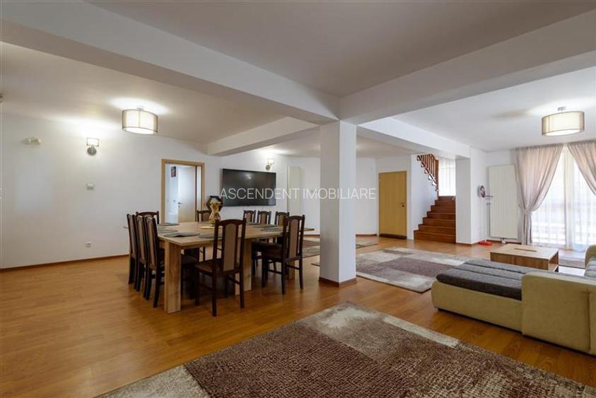 Vila impozanta,pretabila si pe segmentul comercial/ servicii,Tractorul,Brasov: F - 26