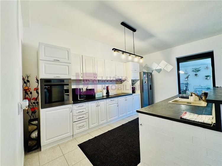 Casa pe un singur nivel Sura Mare | teren 701 mp | 2 constructii | video - 12