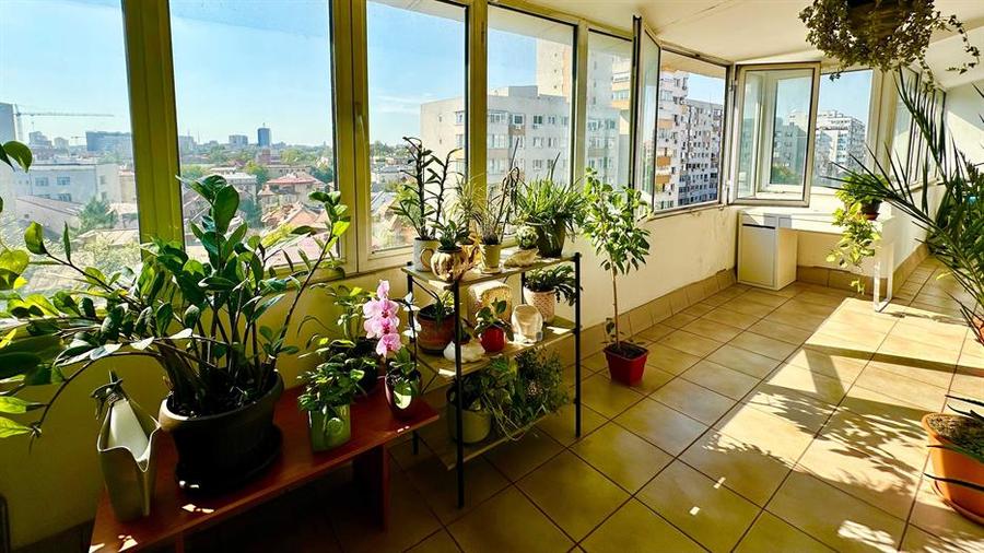 Calea Dorobanți, 2 camere, spațios, luminos, 68 mp, terasa  cu vedere superba