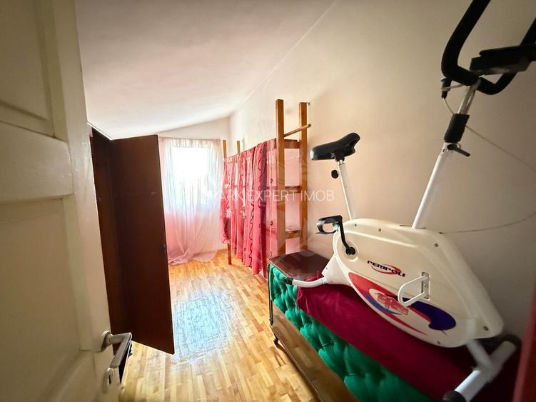 Casa extinsa 8 camere, garaj, teren 1300mp , zona stradala Paulestii Noi - 35