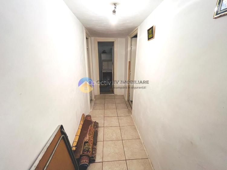 CASĂ cu teren 5803 mp GIROV, judetul Neamț - 5