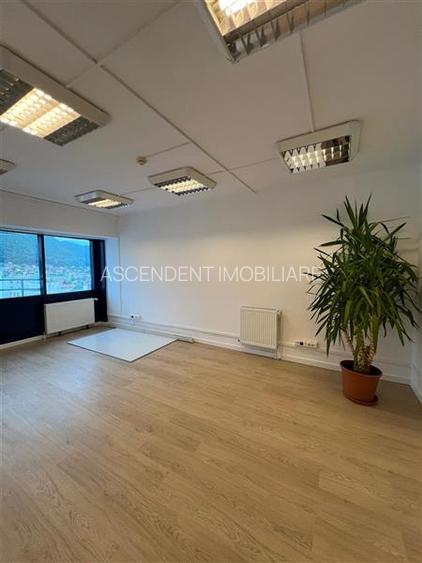 Spatiu de birouri renovat, Centrul Civic, Brasov - 25
