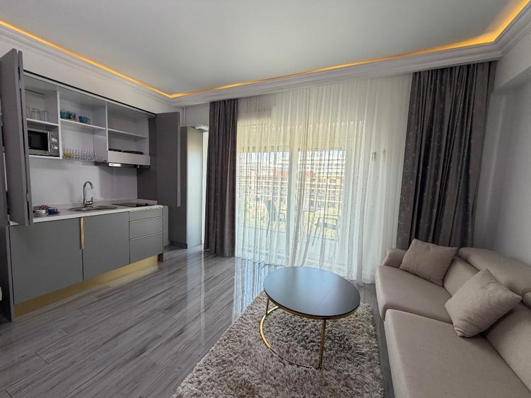 Studio Lux prima linie la mare in White Tower Mamaia