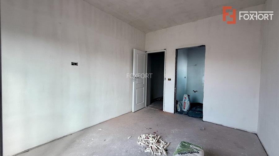 Duplex cu 4 camere de vanzare + 2 locuri de parcare in Sanandrei  - 7