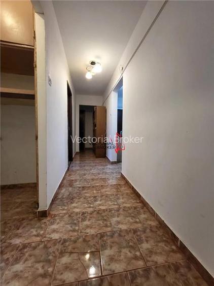 FIX LA METROU / 4 CAMERE DECOMANDAT / ETAJ 1 - 16