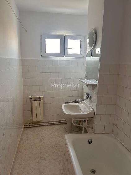 PROPRIETAR vand apartament 2 camere semidecomandat, zona centrală (George Apostu - 13