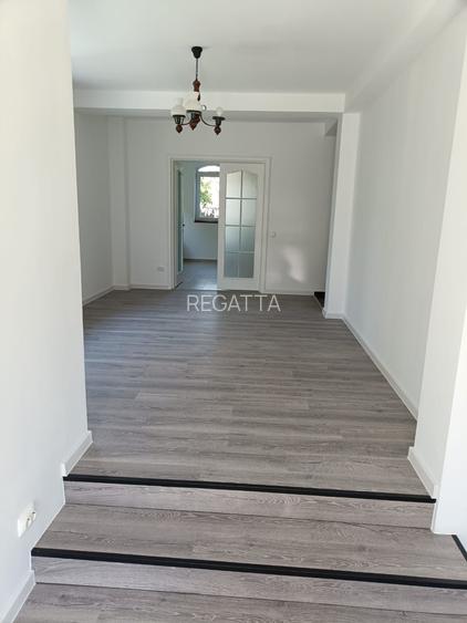 VILA DEOSEBITA cu GARAJ si PIVNITA - 5