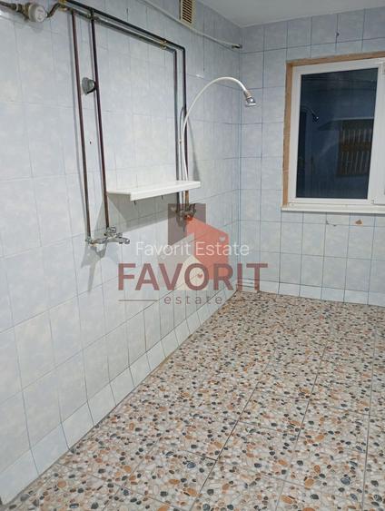 garsoniera | etaj 2 | mobilata si utilata |  zona excelenta - 9