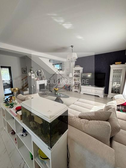 Vila PREMIUM de vanzare in Tunari - langa Parcul Central I COMISION 0% - 7