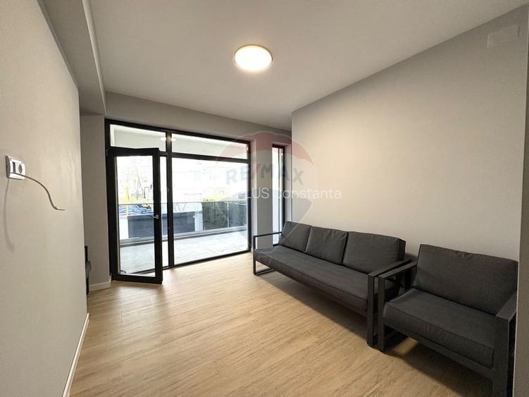 Casă / Vilă cu 4 camere de închiriat în zona Casa de Cultura - 9