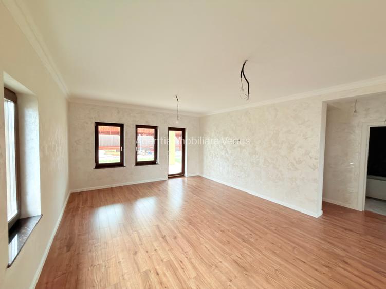 Casa noua zona Dobosari - 3