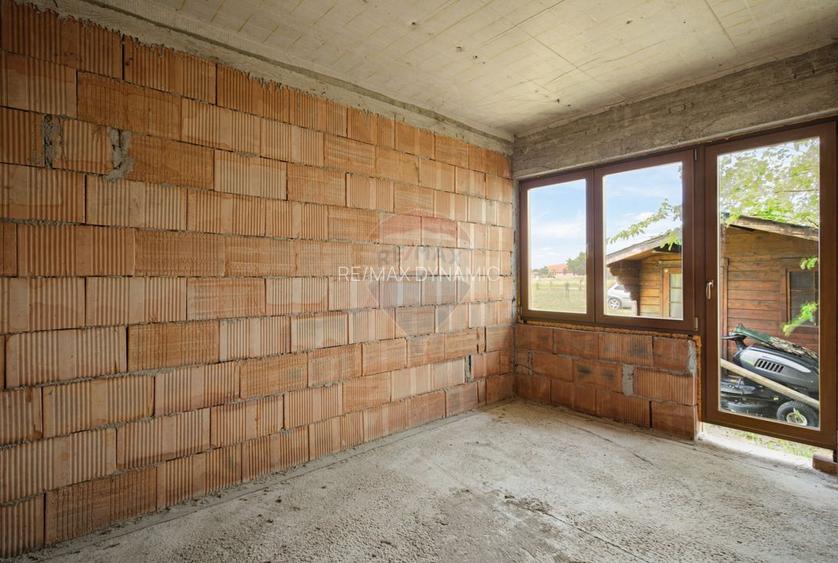 Casă / Vilă nouă de vânzare, la roșu, 5 camere, 225mp, Fântânele, Arad - 5