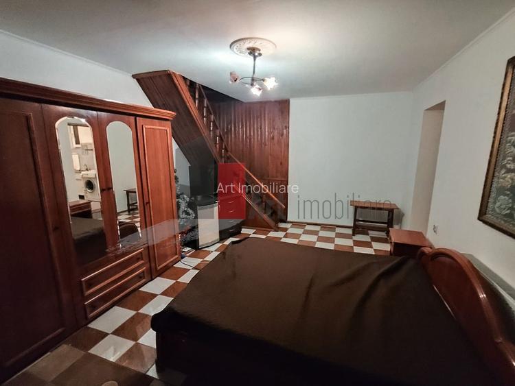 Garsoniera de inchiriat in zona Damaroaia - 2