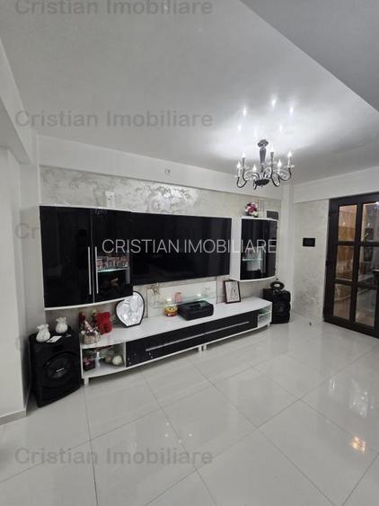 VILA (P+ 1) LUX Chercea FINISAJE  240mp construiti - 4