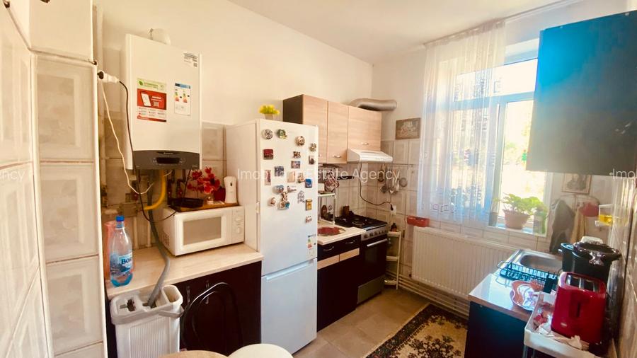 Garsoniera in vila, Mihai Bravu, 5 minute de metrou, stradal, CENTRALA, mobilată - 5