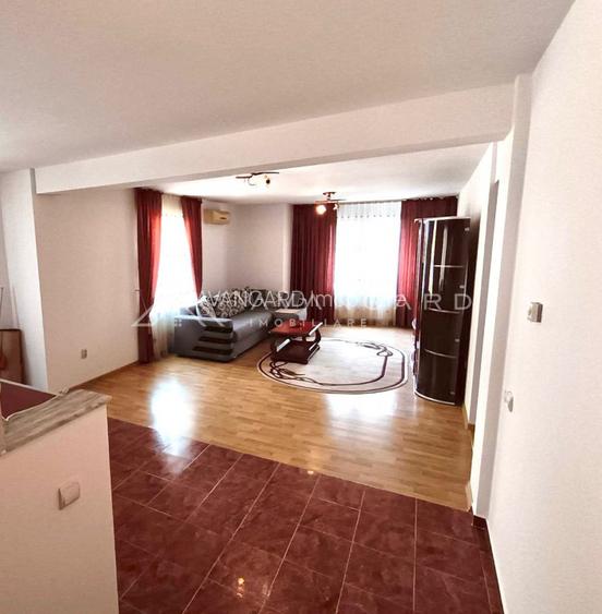 Apartament spatios de 3 camere, str. Bistritei - 4