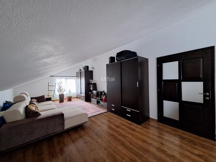 Casă P+M la cheie cu garaj  - 10