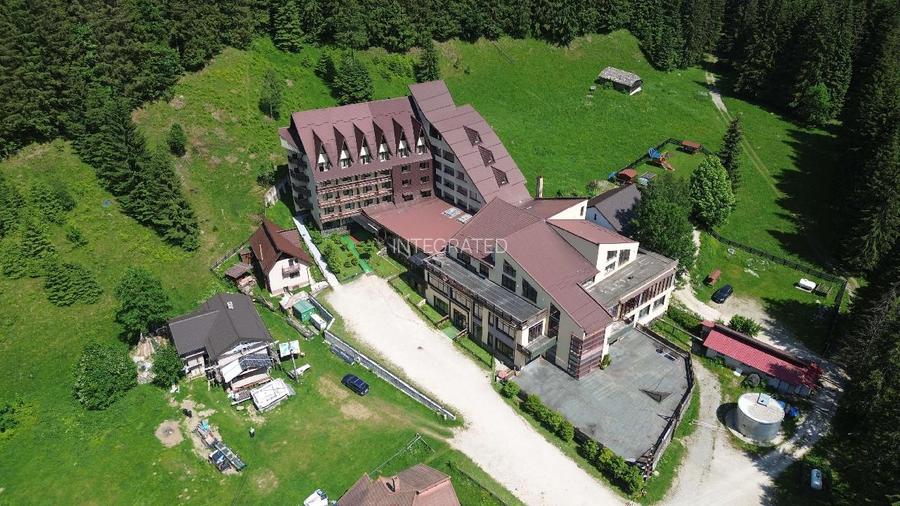 MOIECIU -  BRAN - HOTEL DE VANZARE - 4