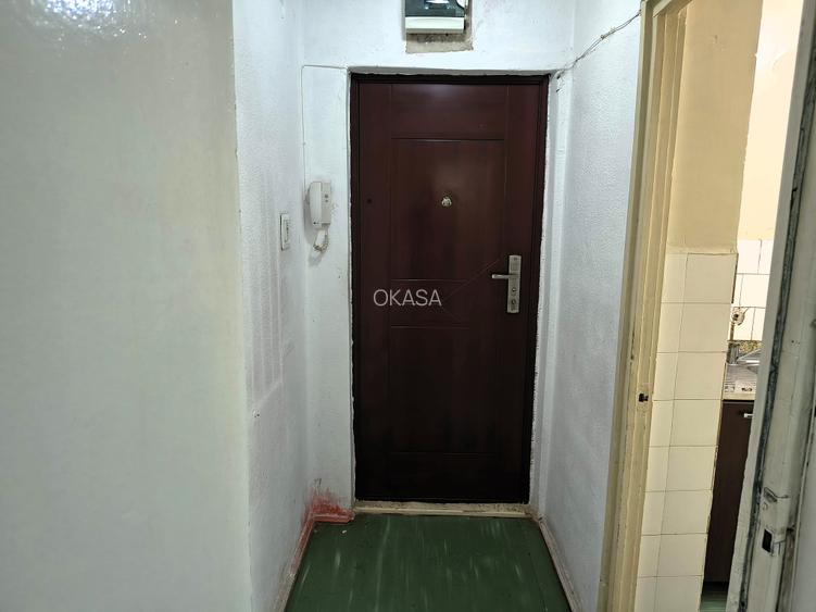 Vanzare Apartament 2 camere, Resita, etajul 1, liniște și acces facil - 3