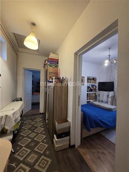 Integris Casa cu 5 camere,curte individuala,Str Gradinarilor,Oradea - 2
