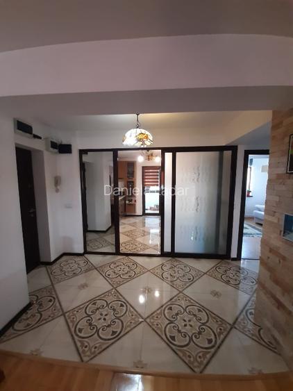 Apartament 3 camere bloc Camelia Apartament 3 camere bloc Camelia