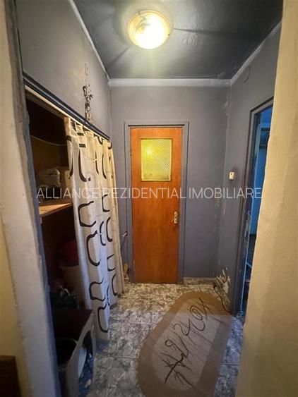 Apartament 4 camere - Sector 4 - 11