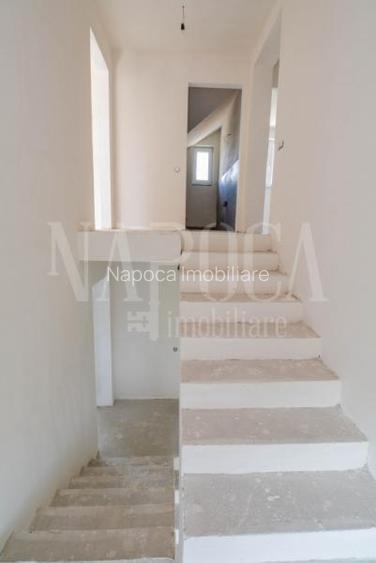 Casa 5 camere de vanzare in Floresti - 9