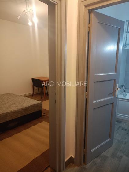 Apartament 2 camere in bloc tip vila, zona Astra - 6
